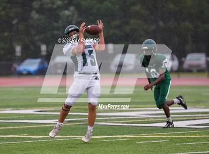 Thumbnail 2 in Lindenhurst William Floyd JV photogallery.