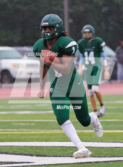 Thumbnail 1 in Lindenhurst William Floyd JV photogallery.