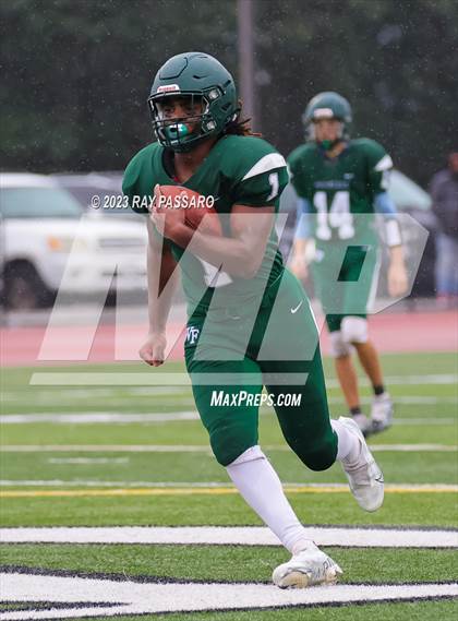 Thumbnail 1 in JV: Lindenhurst William Floyd JV photogallery.