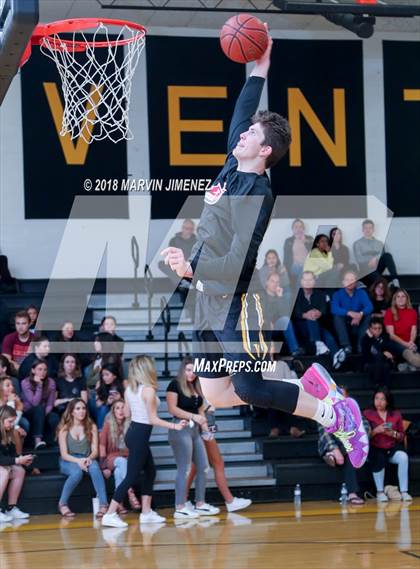 Thumbnail 3 in Ventura County Senior Allstar Game photogallery.
