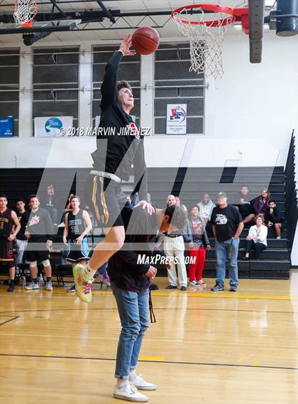 Thumbnail 1 in Ventura County Senior Allstar Game photogallery.
