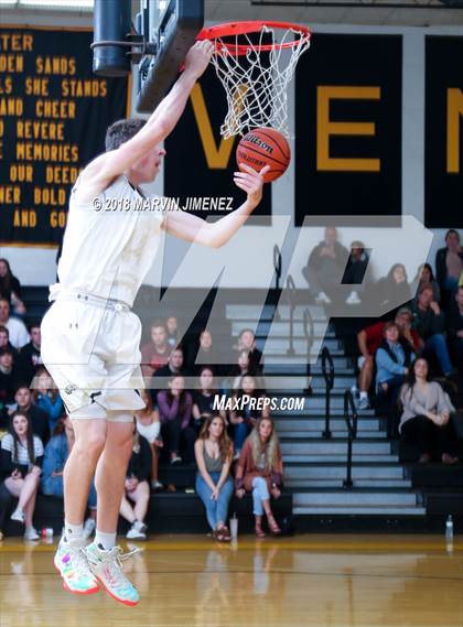 Thumbnail 3 in Ventura County Senior Allstar Game photogallery.