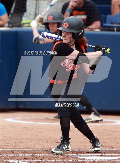 Thumbnail 3 in Tunkhannock vs. Mt. Pleasant (PIAA 4A Final) photogallery.