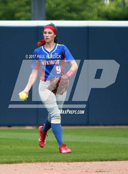 Thumbnail 1 in Tunkhannock vs. Mt. Pleasant (PIAA 4A Final) photogallery.