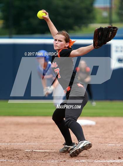 Thumbnail 3 in Tunkhannock vs. Mt. Pleasant (PIAA 4A Final) photogallery.