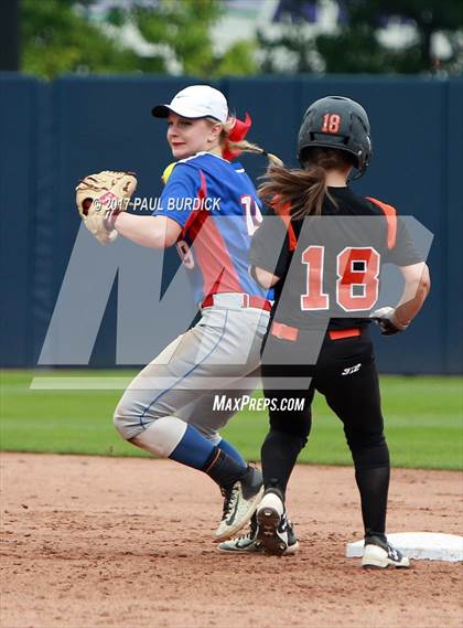 Thumbnail 1 in Tunkhannock vs. Mt. Pleasant (PIAA 4A Final) photogallery.