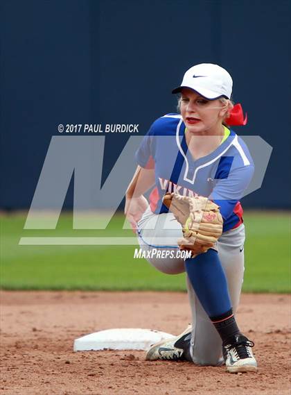 Thumbnail 3 in Tunkhannock vs. Mt. Pleasant (PIAA 4A Final) photogallery.