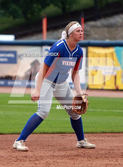 Thumbnail 2 in Tunkhannock vs. Mt. Pleasant (PIAA 4A Final) photogallery.