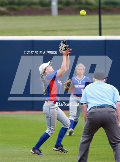 Thumbnail 3 in Tunkhannock vs. Mt. Pleasant (PIAA 4A Final) photogallery.