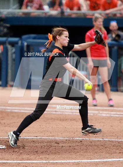 Thumbnail 1 in Tunkhannock vs. Mt. Pleasant (PIAA 4A Final) photogallery.