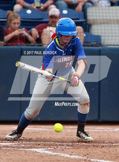 Thumbnail 2 in Tunkhannock vs. Mt. Pleasant (PIAA 4A Final) photogallery.