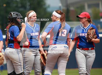 Thumbnail 2 in Tunkhannock vs. Mt. Pleasant (PIAA 4A Final) photogallery.