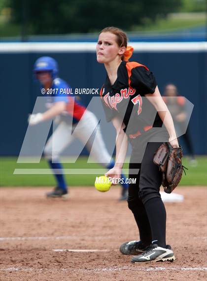 Thumbnail 3 in Tunkhannock vs. Mt. Pleasant (PIAA 4A Final) photogallery.