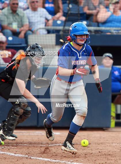 Thumbnail 3 in Tunkhannock vs. Mt. Pleasant (PIAA 4A Final) photogallery.