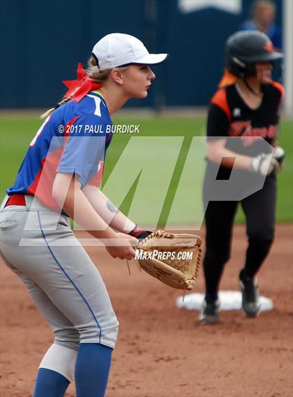 Thumbnail 1 in Tunkhannock vs. Mt. Pleasant (PIAA 4A Final) photogallery.