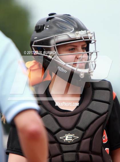 Thumbnail 1 in Tunkhannock vs. Mt. Pleasant (PIAA 4A Final) photogallery.
