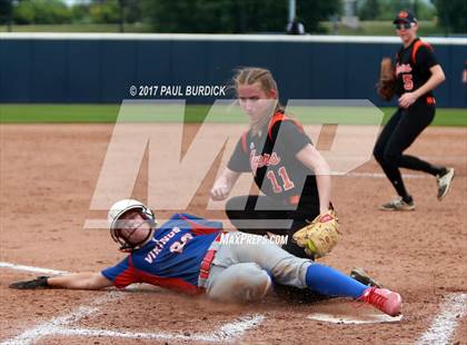 Thumbnail 1 in Tunkhannock vs. Mt. Pleasant (PIAA 4A Final) photogallery.