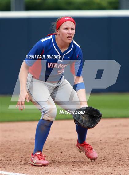 Thumbnail 2 in Tunkhannock vs. Mt. Pleasant (PIAA 4A Final) photogallery.