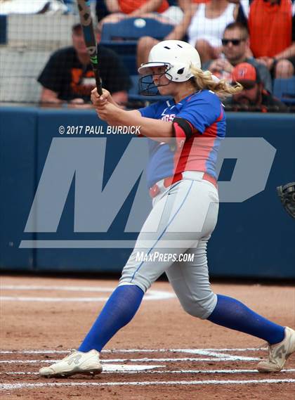 Thumbnail 2 in Tunkhannock vs. Mt. Pleasant (PIAA 4A Final) photogallery.
