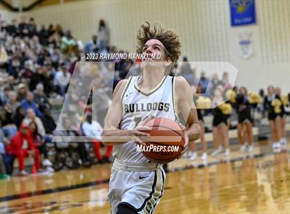 Thumbnail 3 in Anderson @ Lapel photogallery.