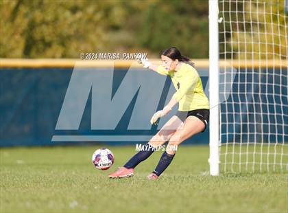 Thumbnail 2 in Bishop Grimes vs Cazenovia photogallery.