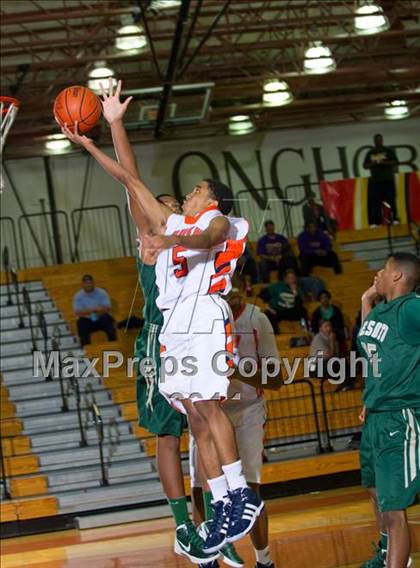 Thumbnail 2 in DeSoto vs Bush  (McDonald's Texas Invitational) photogallery.