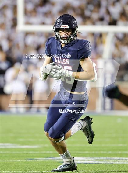 Thumbnail 3 in St. John Bosco @ Allen (Tom Landry Classic) photogallery.