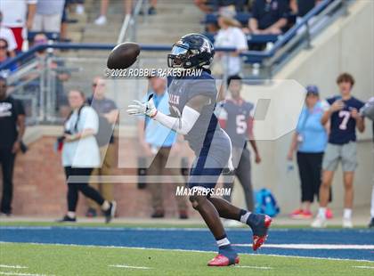 Thumbnail 3 in St. John Bosco @ Allen (Tom Landry Classic) photogallery.