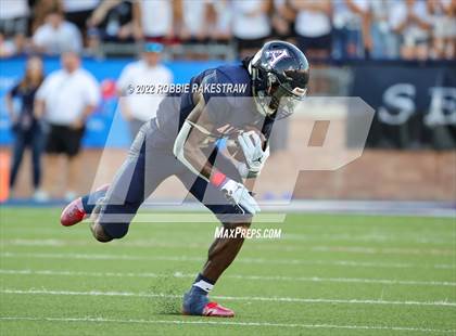 Thumbnail 3 in St. John Bosco @ Allen (Tom Landry Classic) photogallery.