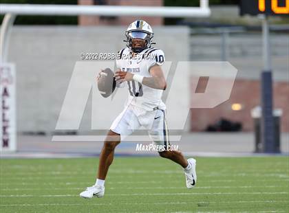 Thumbnail 3 in St. John Bosco @ Allen (Tom Landry Classic) photogallery.