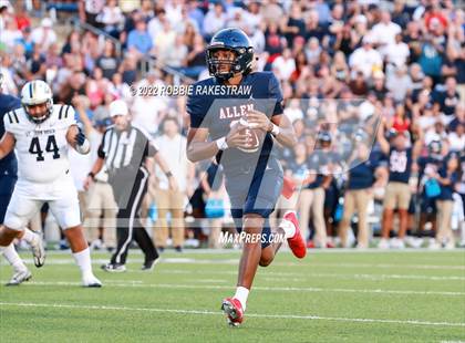 Thumbnail 2 in St. John Bosco @ Allen (Tom Landry Classic) photogallery.