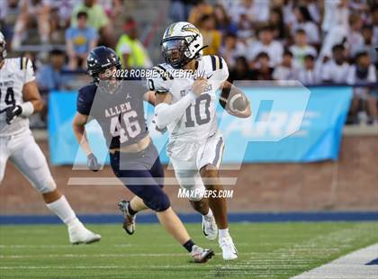 Thumbnail 3 in St. John Bosco @ Allen (Tom Landry Classic) photogallery.