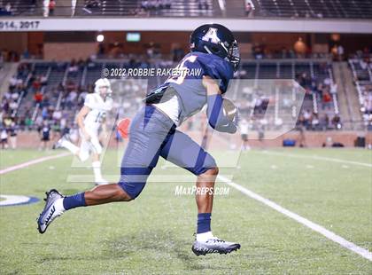 Thumbnail 2 in St. John Bosco @ Allen (Tom Landry Classic) photogallery.