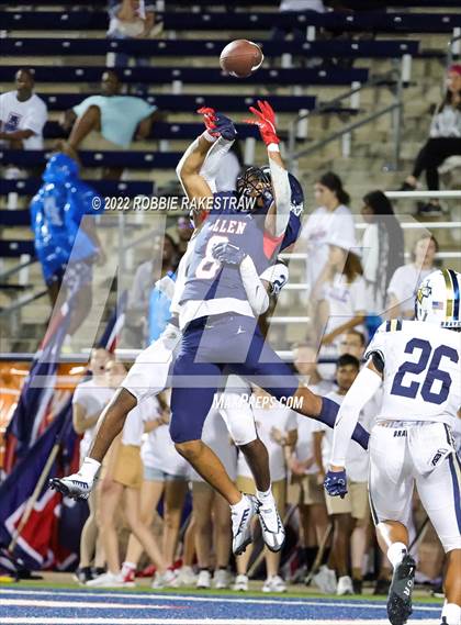 Thumbnail 2 in St. John Bosco @ Allen (Tom Landry Classic) photogallery.