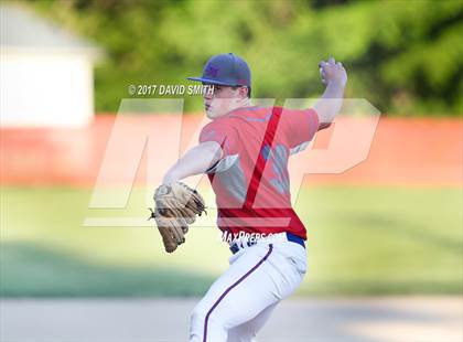 Thumbnail 1 in Lexington @ Plattsburg photogallery.