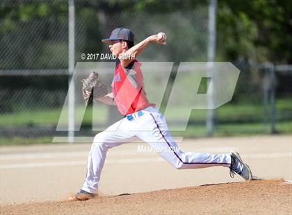 Thumbnail 3 in Lexington @ Plattsburg photogallery.