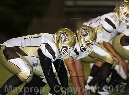 Thumbnail 3 in Azusa vs. Don Lugo photogallery.