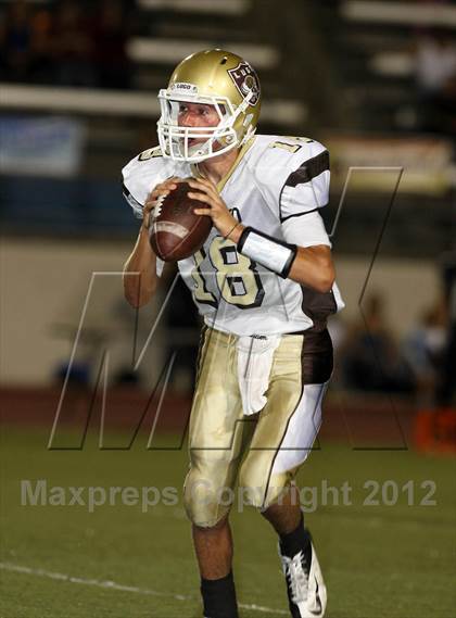 Thumbnail 3 in Azusa vs. Don Lugo photogallery.