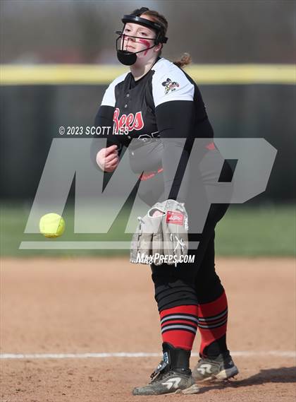 Thumbnail 2 in Brecksville-Broadview Heights @ Watkins Memorial photogallery.