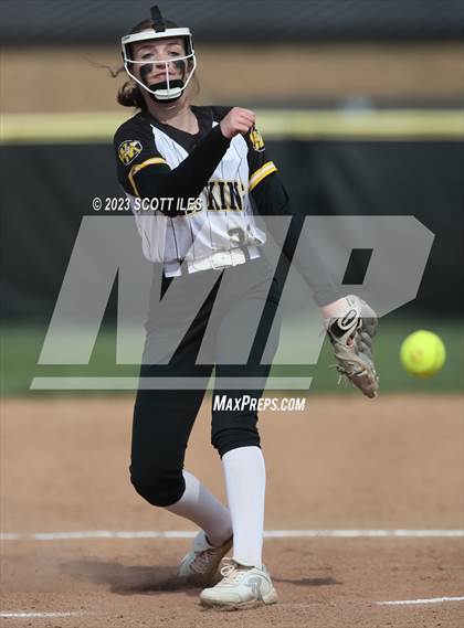 Thumbnail 2 in Brecksville-Broadview Heights @ Watkins Memorial photogallery.