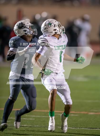 Thumbnail 1 in Lincoln vs. Helix (CIF SDS Division 1 finals) photogallery.