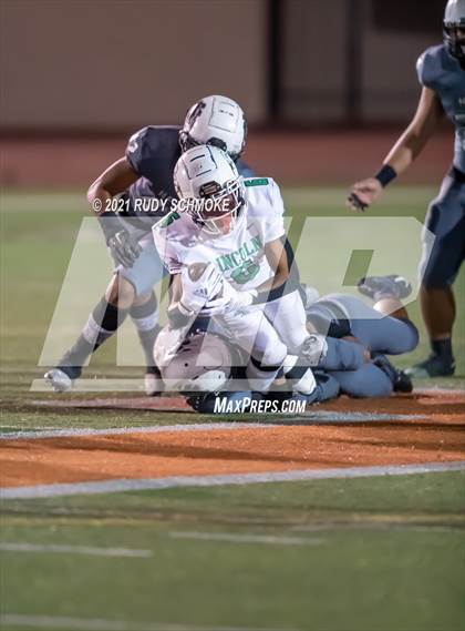 Thumbnail 3 in Lincoln vs. Helix (CIF SDS Division 1 finals) photogallery.