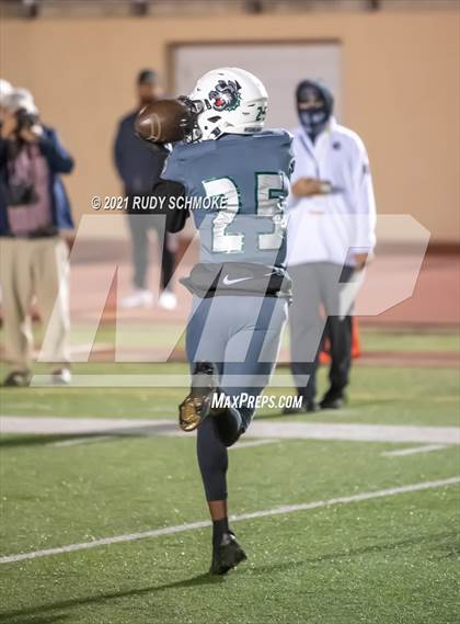 Thumbnail 1 in Lincoln vs. Helix (CIF SDS Division 1 finals) photogallery.
