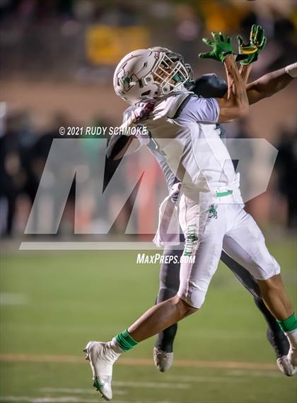 Thumbnail 2 in Lincoln vs. Helix (CIF SDS Division 1 finals) photogallery.