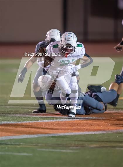 Thumbnail 2 in Lincoln vs. Helix (CIF SDS Division 1 finals) photogallery.
