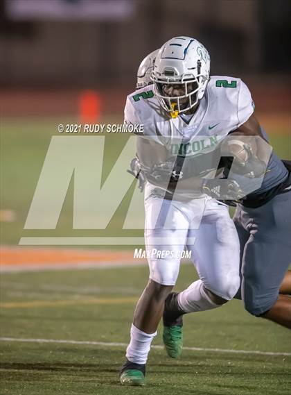 Thumbnail 1 in Lincoln vs. Helix (CIF SDS Division 1 finals) photogallery.