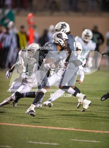 Thumbnail 3 in Lincoln vs. Helix (CIF SDS Division 1 finals) photogallery.