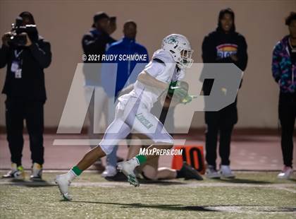 Thumbnail 3 in Lincoln vs. Helix (CIF SDS Division 1 finals) photogallery.