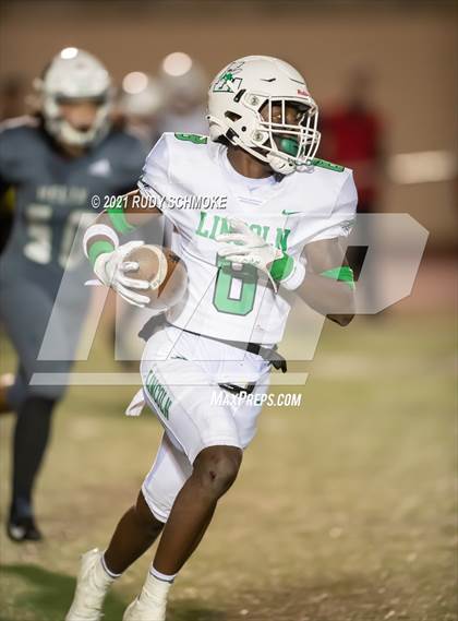 Thumbnail 2 in Lincoln vs. Helix (CIF SDS Division 1 finals) photogallery.