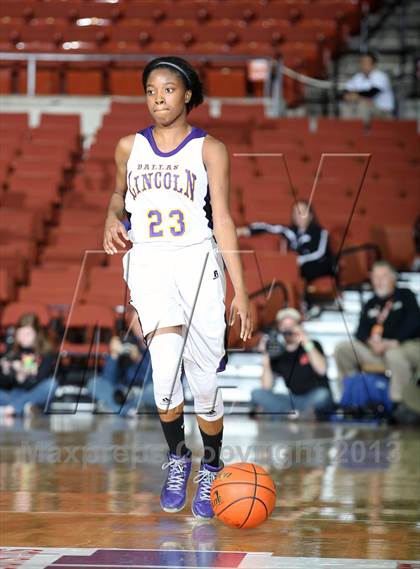 Thumbnail 1 in Lincoln  vs. Aledo (UIL 4A Semifinal) photogallery.